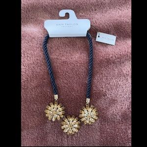 Floral Pendant Necklace